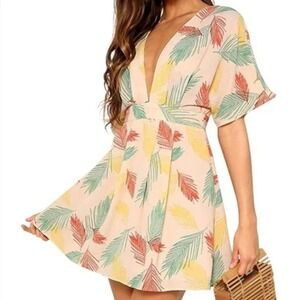 Tropical‎ Leaf Print V-Neck Dress Large